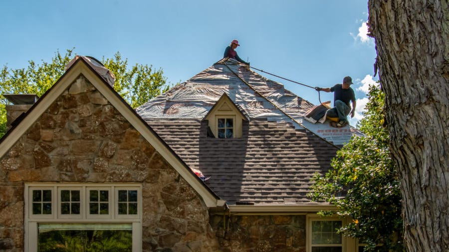 Roof Replacement vs. Roof Repair: Making an Informed Choice